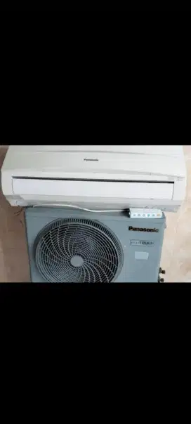 Jual ac Panasonic 1 pk lowwat 690 watt kondisi 95% ori semua