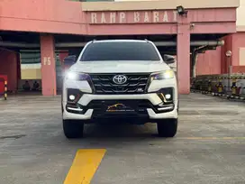 [KM 5 RB] Fortuner 2.8 GR Sport 2022