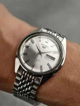 Vintage Seiko 5 cactus watch only