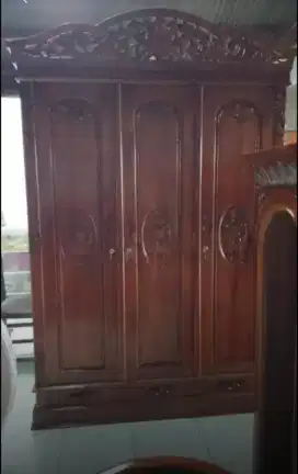 CICILAN LEMARI JATI 3 PINTU, DP MULAI 0%