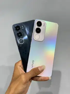 Vivo Y19s Pro ram 4/64 warna putih & hitam