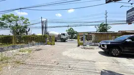 Jual Gudang/tempat usaha di Raya Kepatihan Menganti Gresik