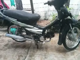 Di jual motor Supra ( mesin cina)