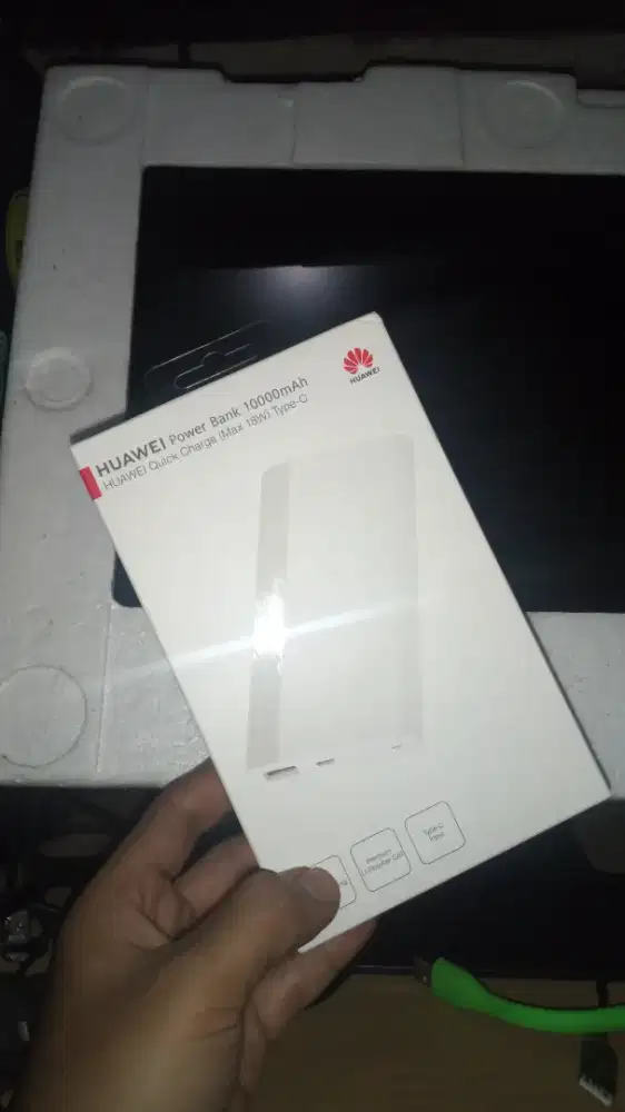 powerbank huawei 18 watt