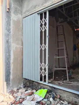 Produsen pintu harmonika