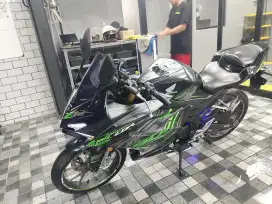 Motor Honda CBR 150