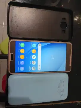 DiJual Hp Samsung J7,2016 Bonus Case dan Power Bank Robot 10000mAh