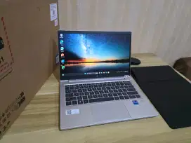 Laptop HP Elitebook G10 i7 1355U ram 32GB Ssd 1 TB mrp macbook zenbook