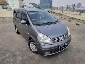 Nissan Serena Highway Star (HWS) c24 th 2011 matic, mewah murah gan!!