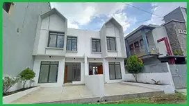 Rumah Cantik Siap Huni di Ciganitri Buahbatu Bandung