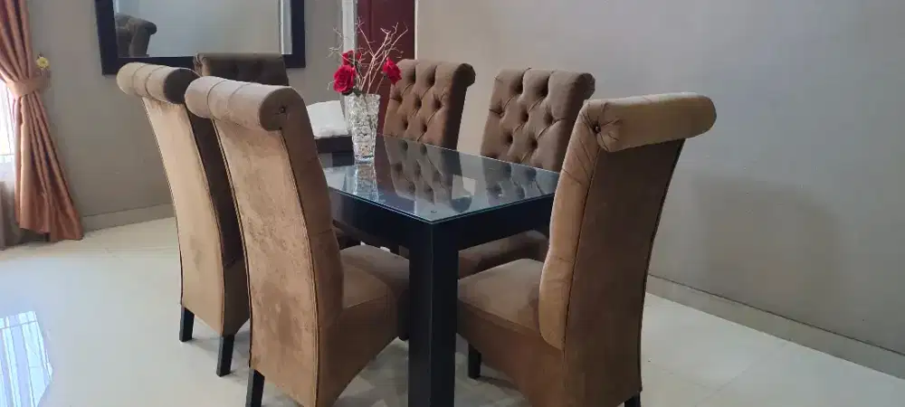 Jual satu set kursi makan