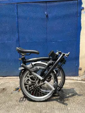 brompton hitam 2019 S6L