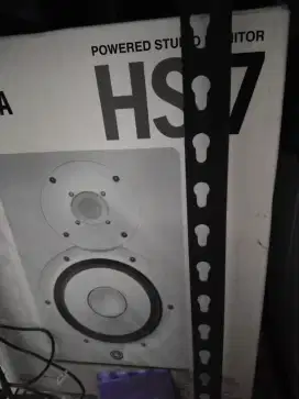 Speaker yamaha hs 7 plus subwoofer