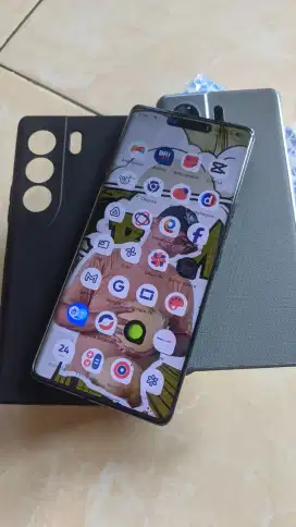Hp tecno camon 40 pro