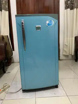 DIJUAL KULKAS SATU PINTU TOSHIBA