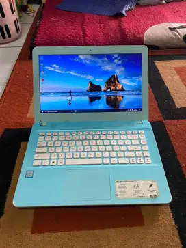 Laptop Asus X441U i3 6006U RAM 8GB SSD 256GB