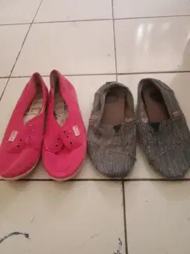 Sepatu cwe second