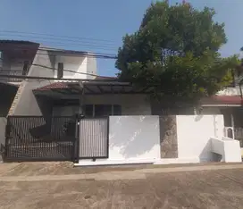 Rumah Strategis di Komplek AL Jatibening Bekasi