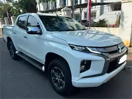 Mitsubishi Triton Exceed 4x4 Manual 2022 ISTIMEWA SEKALI!