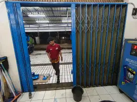 PERBAIKAN FOLDING GATE / TUKANG LAS