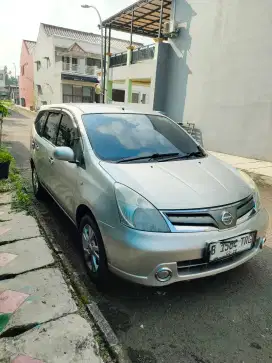 Nissan Livina SV Matic 2013 Cakep
