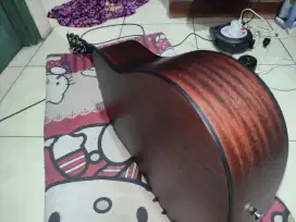 Gitar Akustik Elektrik Delta DD300 E Solid Spruce Top