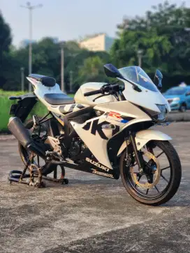 Suzuki GSX R 150 KM 9000