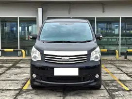 Toyota Nav1 AT 2013 Bensin