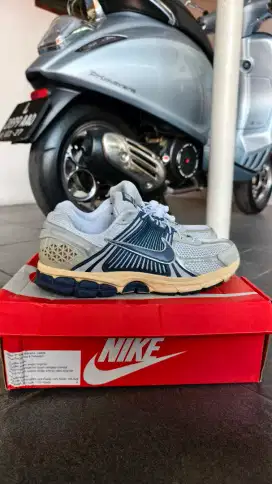 Nike zoom vomero 5