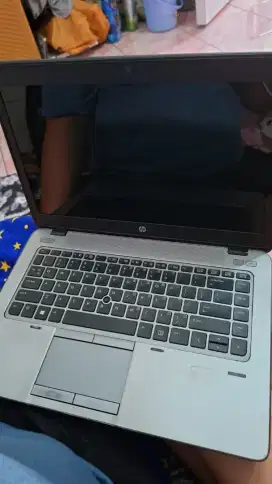 Leptop Hp elitebook 840 G1