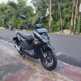 Beat Street 2022 -Hitam Mesin Cakep