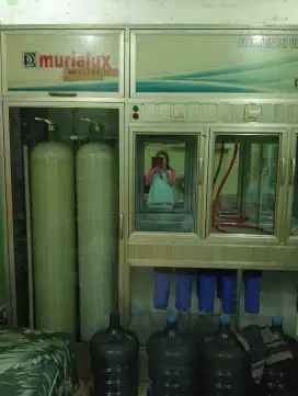 Di jual depot  air  isi ulang