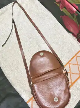 Preloved Slingbag Vintage Coklat