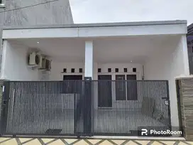 Dijual rumah 2 lamtai cantik dan kokoh diperumahan puri gading jatiwa