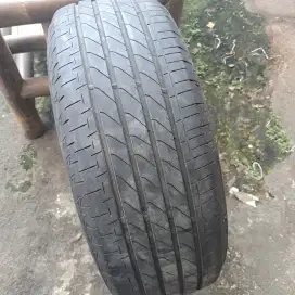 Ban 215 60 16 bridgestone turanza r16
