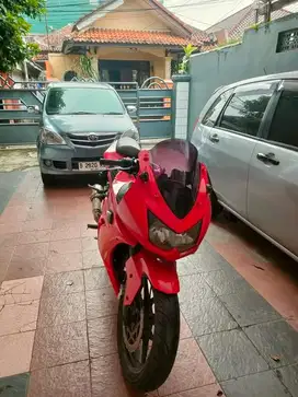 Ninja karbu 250cc tahun 2009