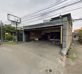 Dijual Bangunan Usaha Raya Krikilan, Driyorejo, Gresik
