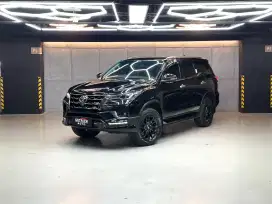 Toyota Fortuner GR Sport 2023 Pajak Panjang