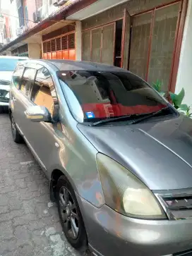 Dijual grand livina 2011