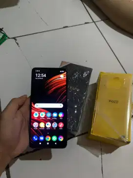 poco x3 pro ram 8+3/256 Snapdragon 860 gaming!!