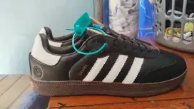 Adidas samba dan NB . Size 42 , 2 pasang cod sekitar Depok timur