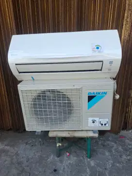 Jual ac 1/2 pk bekas copotan masih ful ori