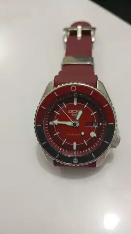 Jam seiko Sarada x Naruto Limited Edition