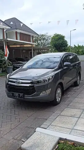 Toyota Innova Reborn V Diesel Matic 2019