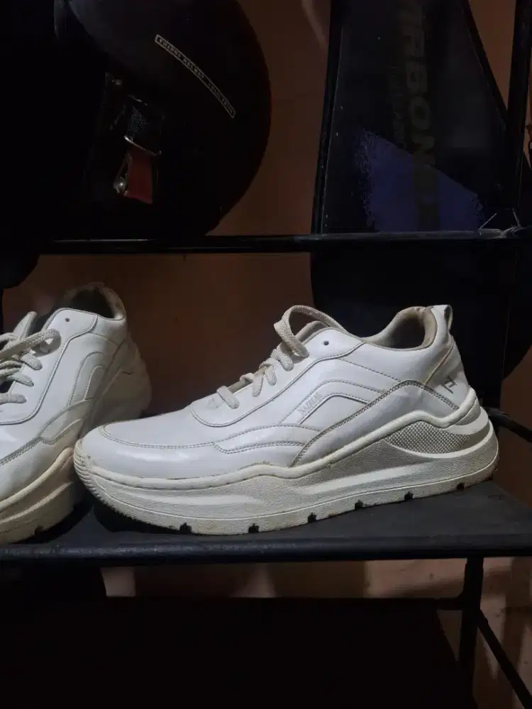 Sepatu Nazreal U-43