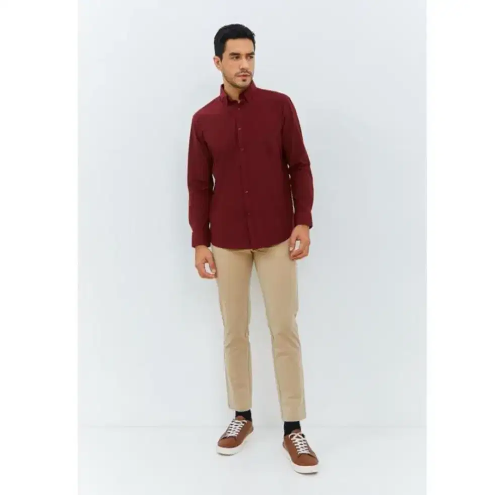 Jobb Steelco Kemeja Pria Lengan Panjang Regular Fit Maroon