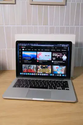 MACBOOK PRO RETINA EARLY 2013 256GB 8GB RAM INTEL I5 2.6GHZ