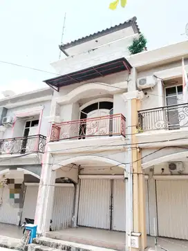 RUKO SIAP PAKAI DI KOMPLEK NGALIYAN SQUARE SEMARANG BARAT