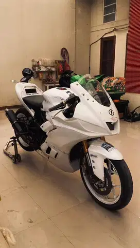 Yamaha R25/R3 321cc Siap Balap