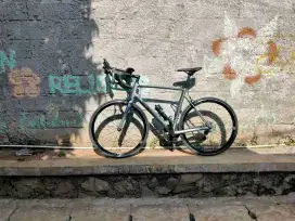 Polygon Strattos S 4 size XL